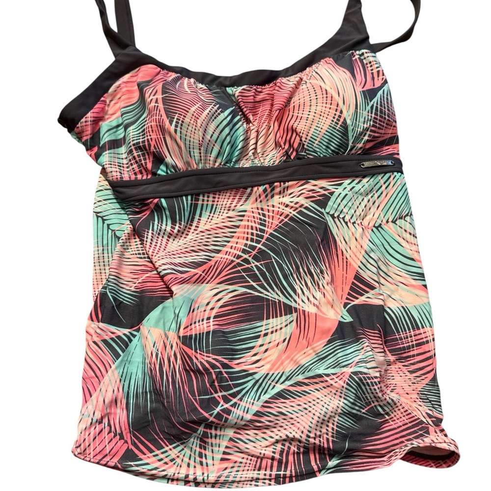 ZeroXposur Multicolor Tank Top - Picture 2 of 5